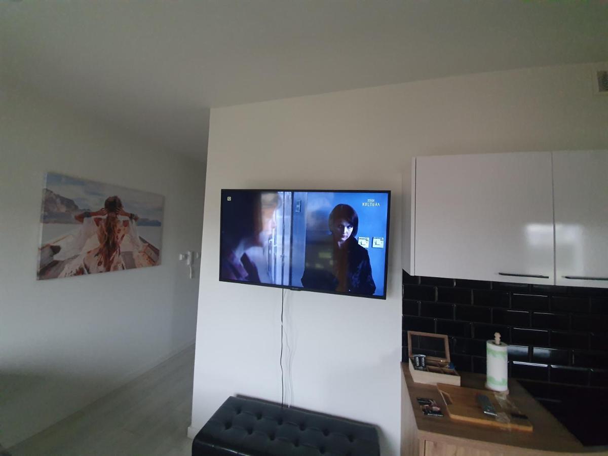 Apartament Sloneczny Sienkiewicza 3A Leszno  Exteriör bild